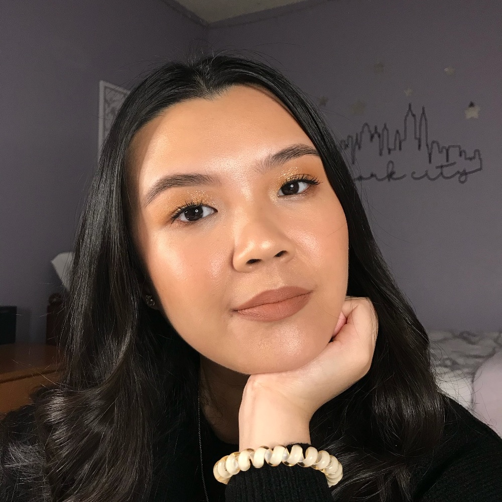 Meet your Posher, Camille